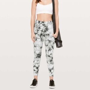 Lululemon Wunder Under Hi-Rise 7/8 Tight *Dual Shibori Full-On Luxtreme 25"